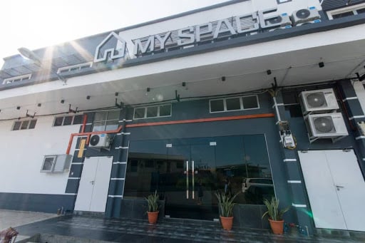 MY SPACE CAPSULE HOTEL - SEMPORNA ISLAND HOPPING DIVING