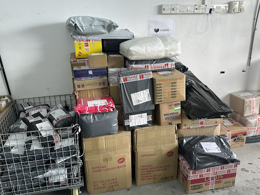CollectCo One Stop Service Center(ASNP NInjavan. Shopee, Lazada, J&T Dropoff Point) CollectCo One Stop Service Center(ASNP NInjavan. Shopee, Lazada, J&T Dropoff Point)
