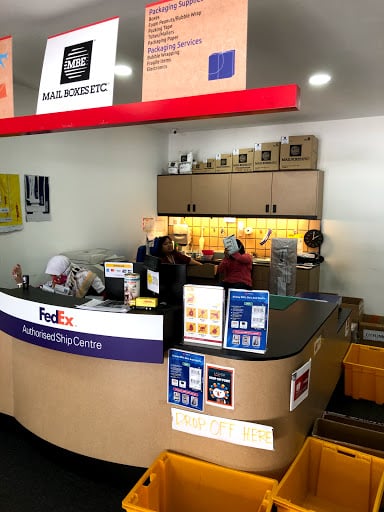 Mail Boxes Etc.