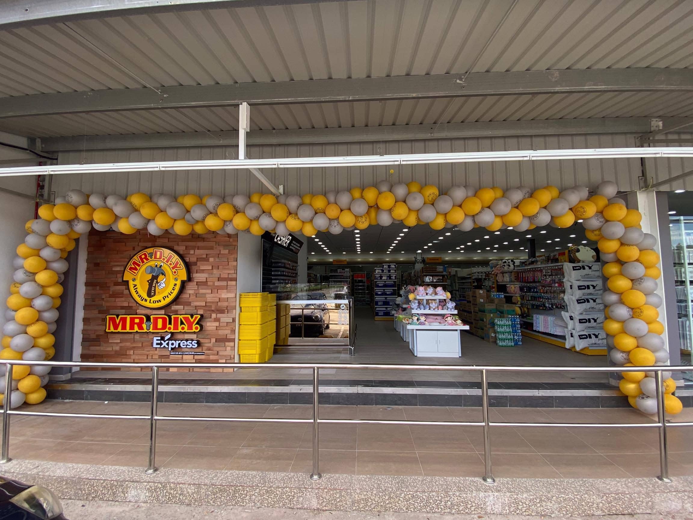 mr diy express target supermarket yong peng